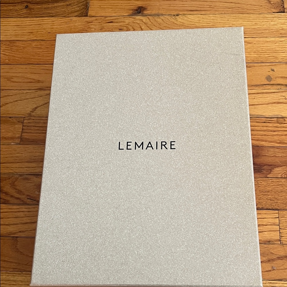 Lemaire camere bag black with dustbag and box in EUC-almost new - Picture 2 of 15